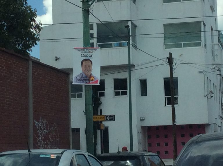 Toluca y Metepec «limpian» sus calles de publicidad del PT