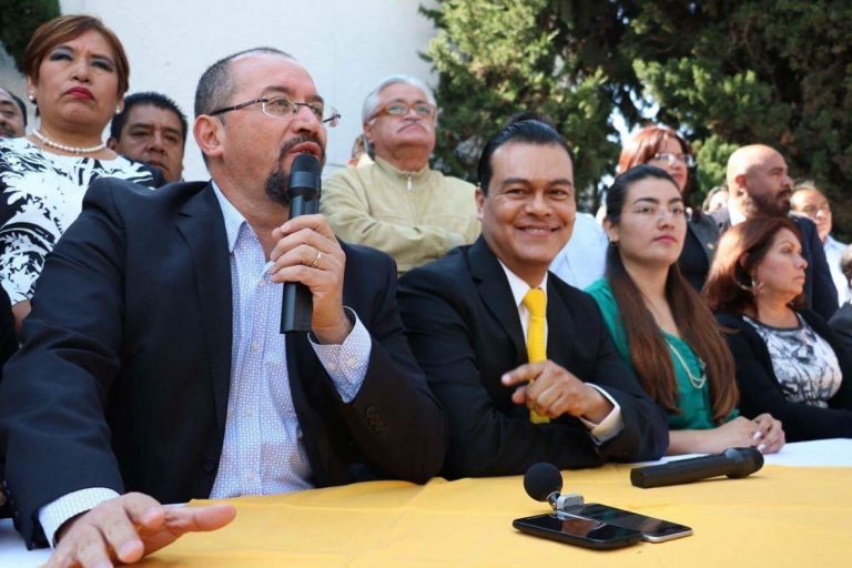 Mis amigos patrocinaran la pre-campaña, dice Juan Zepeda