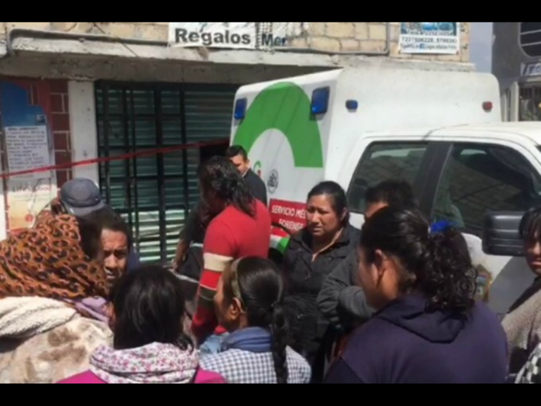 Asesinan a mujer y dejan malherido a adolescente en Toluca