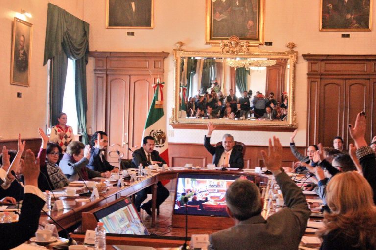 Avalan presupuesto 2017 para Toluca; MORENA lo rechaza