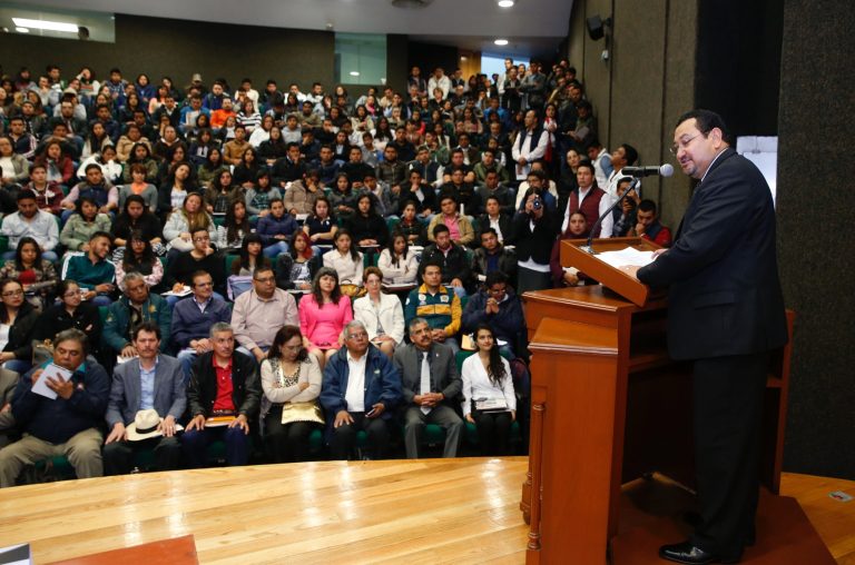 Celebra UAEM a los agrónomos