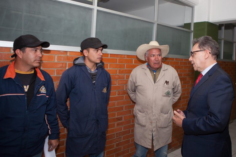 Impulso al deporte para una formación integral: Barrera Baca