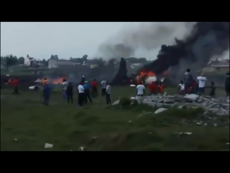 «Avionazo» en Toluca deja dos muertos