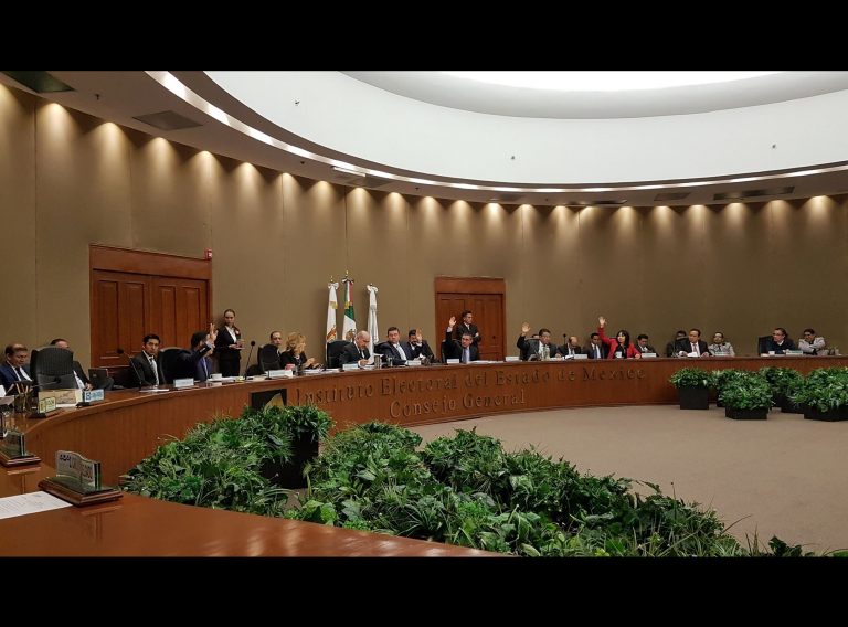 Entre cuestionamientos, arranca proceso electoral 2018