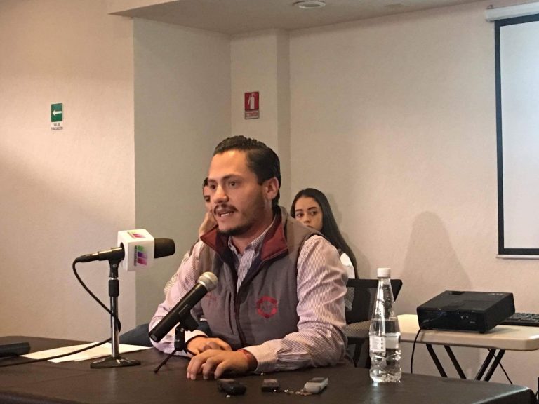 Sobrino de Chuayffet alza la mano por Metepec