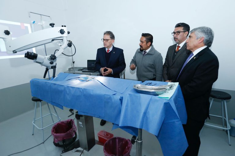 Rehabilitan instalaciones de medicina en UAEM