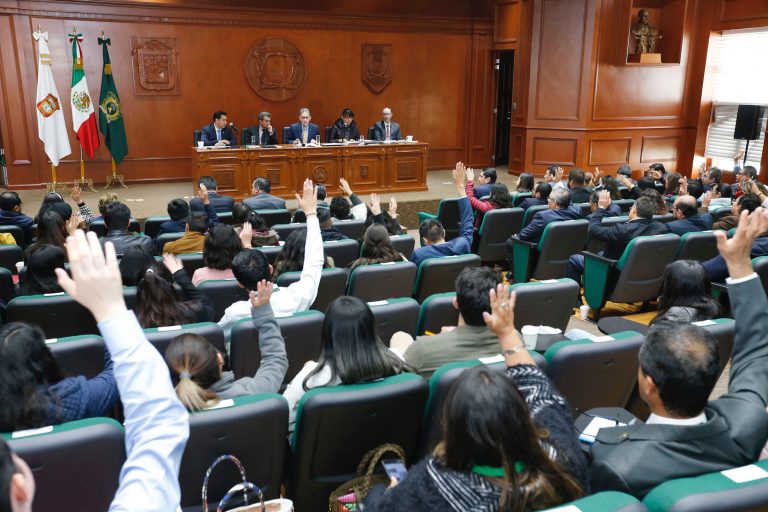 Equilibrio financiero en la UAEM