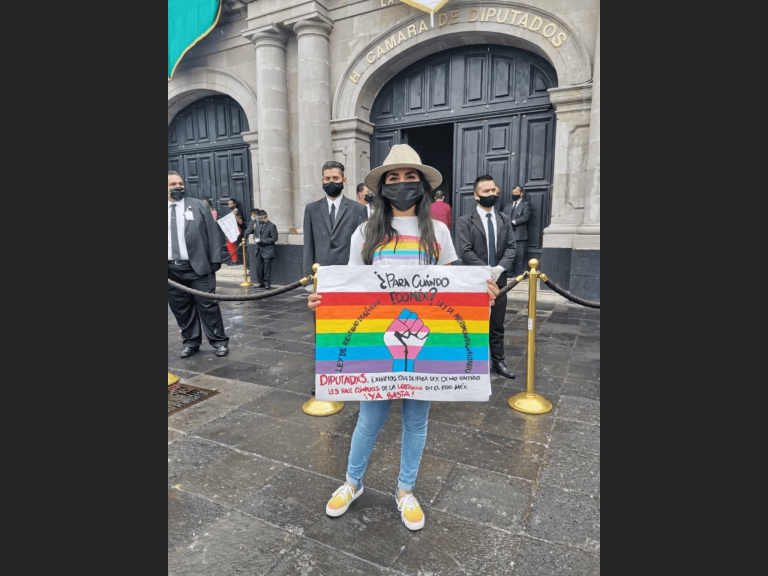 Comunidad LGBTTTI pone agenda a Congreso de Edoméx