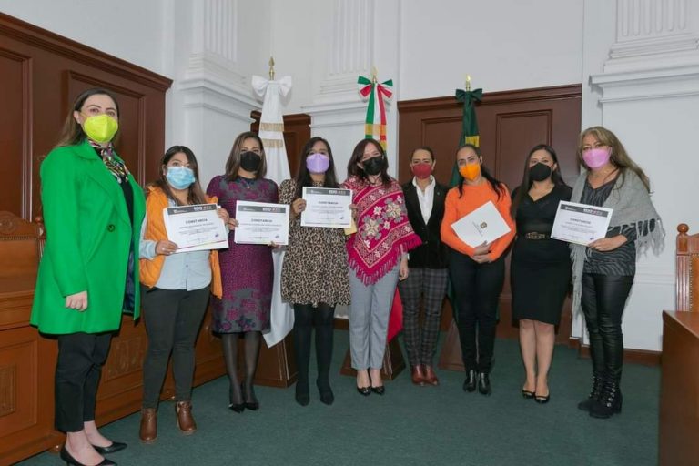 Hace UAEM curso para acompañar a mujeres víctimas de violencia