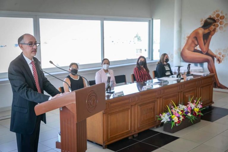 «Profesoras universitarias, fundamentales en búsqueda de sociedades con justicia y equidad de género»