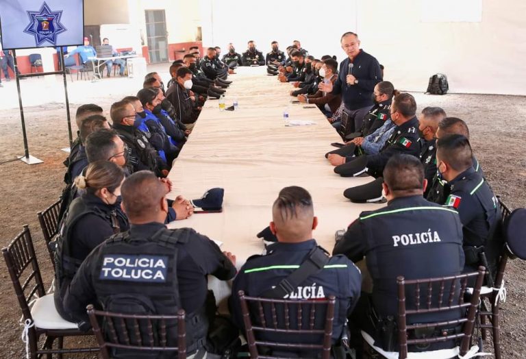 Perfilan compra de nuevos uniformes para policía de Toluca