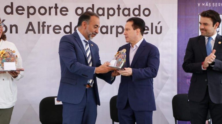 Fundación «Harp Helú» reconoce apoyo al deporte del alcalde de Metepec