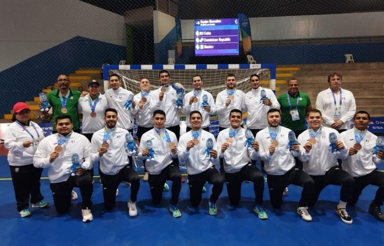 Entrenador UAEMéx obtuvo bronce en Juegos Centroamericanos y del Caribe