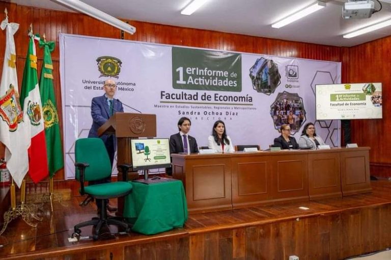 Entrega rector equipamiento en Química de UAEMéx