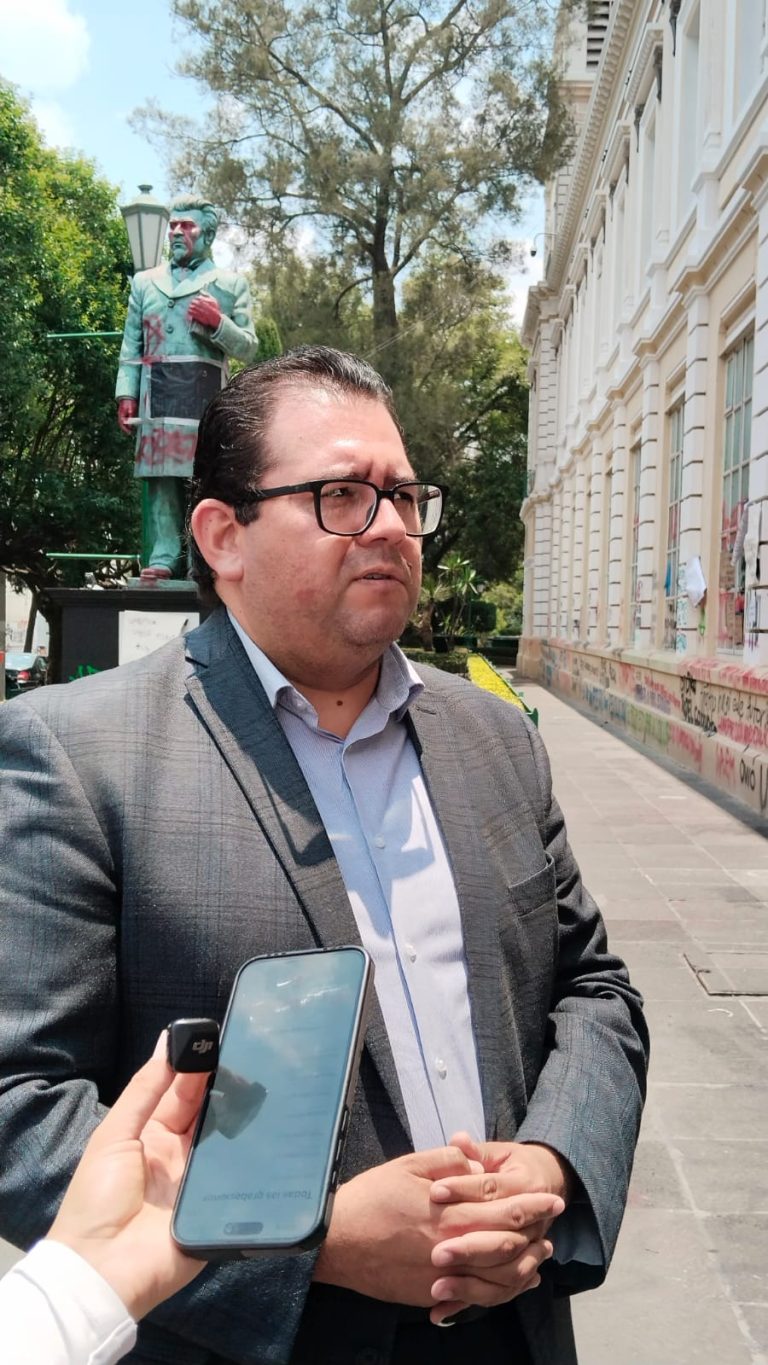 Tiene UAEMéx apertura a demandas estudiantiles: Isidro Rogel