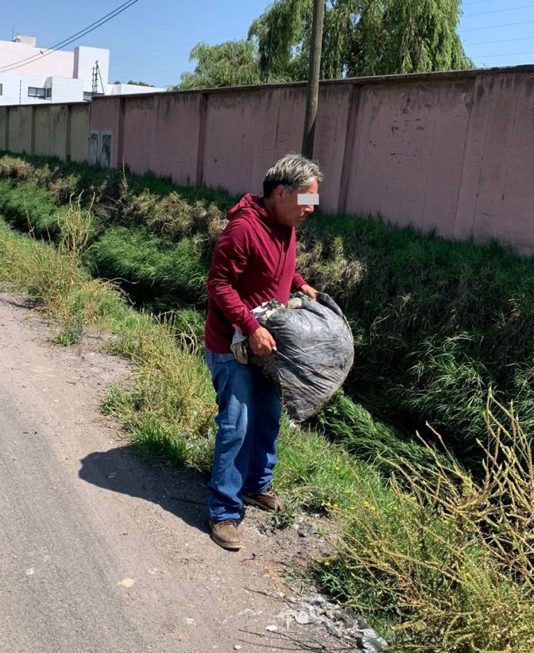 Cae el primero por tirar basura en vía pública en Toluca