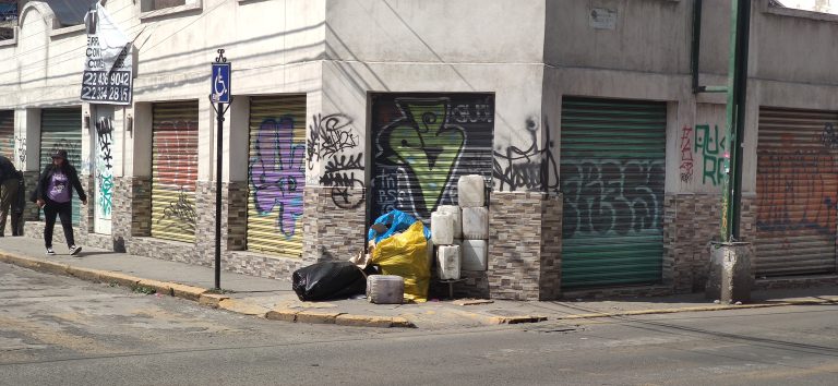 Hasta 5 mil pesos y arresto por tirar basura en Toluca: alcalde
